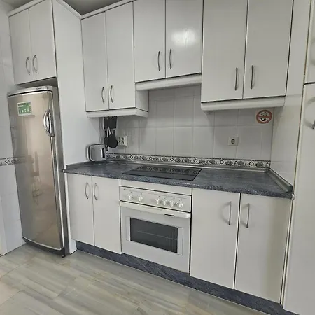 Apartmán Jacaranda Gardens By Lica Homes