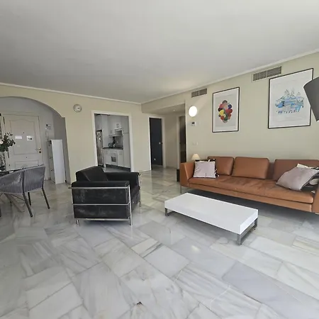 Jacaranda Gardens By Lica Homes Apartmán